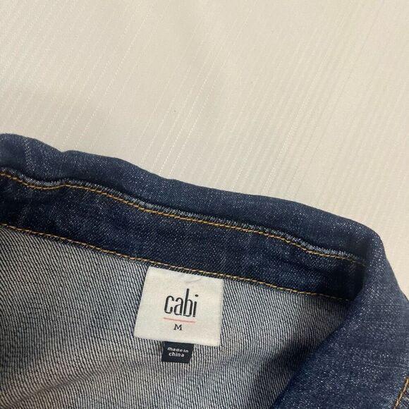 Cabi Denim Jean Jacket Size Medium - Picture 2 of 8